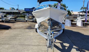 New Quintrex 430 Fishabout full