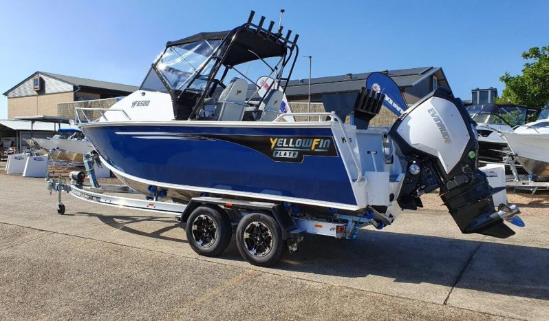 New Yellowfin Plate 6500 Cabin full