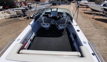 New Quintrex 450 FishAbout full