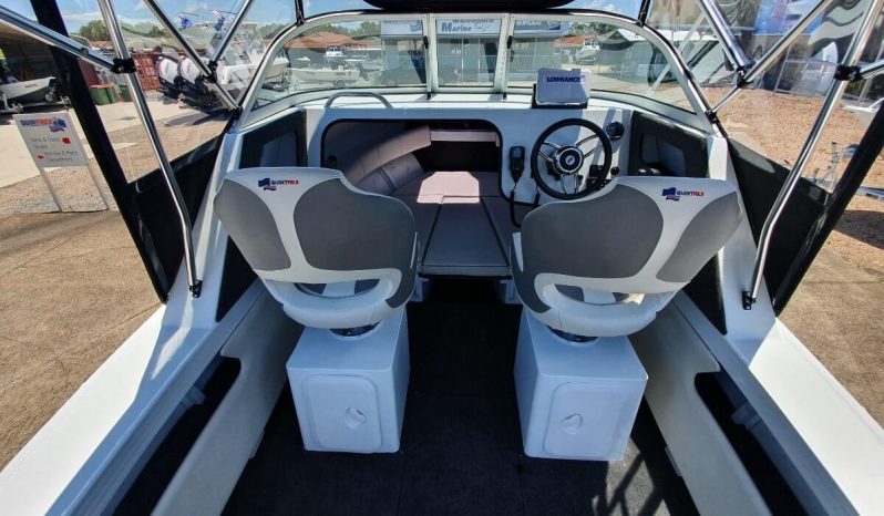 New Quintrex 520 Ocean Spirit full